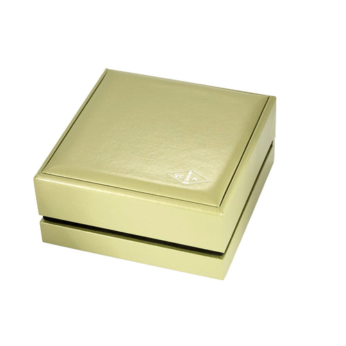 Broche VAN CLEEF & Arpels - Broche en or blanc et diamants à motif de fleurs, de papillons 58 Facettes DV4479-16