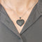 Collier Collier et pendentif Coeur en or gris et diamants noirs 58 Facettes DV6568-1