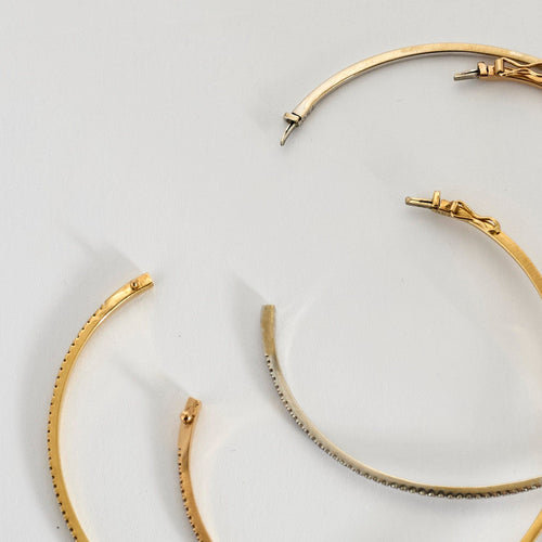 Bracelet Trois bracelets en or de trois couleurs et diamants 58 Facettes DV11154-7