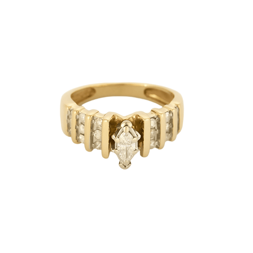 Bague 53 Bague en or jaune et diamant navette 58 Facettes DV15971-1