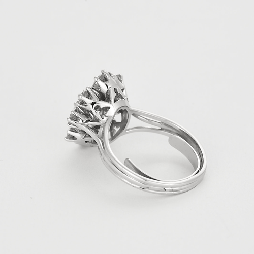 Bague 57 Bague marguerite en platine, or blanc et diamants 58 Facettes DV17088-1