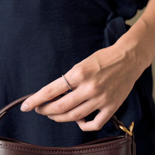 Bague 52 Alliance en or gris et diamants 58 Facettes DV16987-3