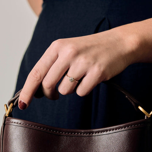 Bague 50 Bague Solitaire à motif de fleur en or jaune et diamants 58 Facettes DV17415-1-50-2