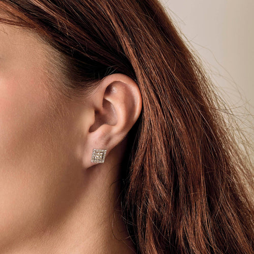 Boucles d’oreilles – Or blanc et diamants  58 Facettes DV17385-2