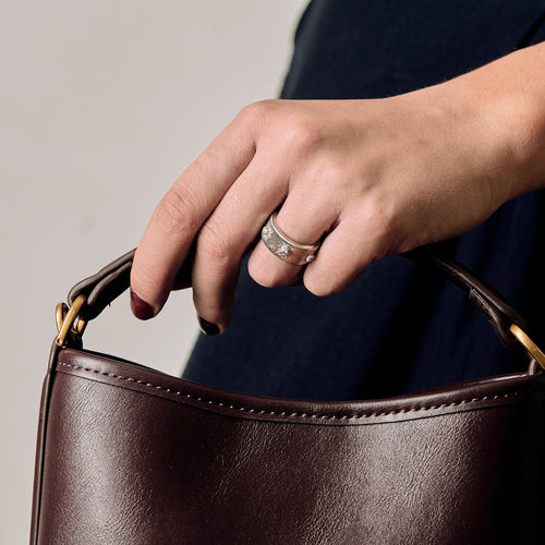 Bague 52 BUCCELLATI - Eternelle Macri Classica - Bague en or blanc et diamants 58 Facettes DV17385-6-52-2