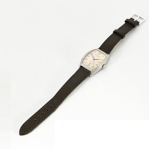 Montre LONGINES - Evidenza - Montre acier à boitier tonneau à mouvement automatique. 58 Facettes DV0871-2