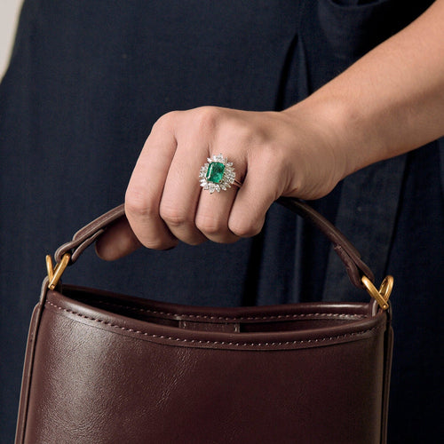 Bague 62 Bague en or blanc avec émeraude et diamants 58 Facettes DV17785-1-62-2