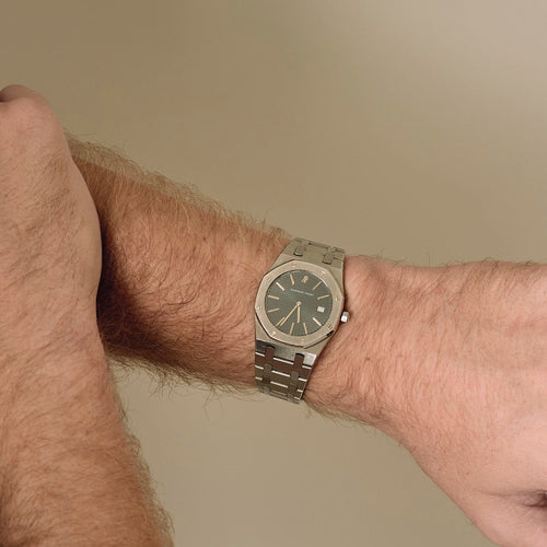 Montre AUDEMARS PIGUET - Royal Oak Ultra plate - Montre en acier à boitier octogonal à mouvement quartz 58 Facettes DV15048-10