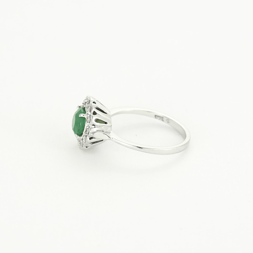 Bague 51.5 Bague marguerite en or blanc, émeraude et diamants 58 Facettes DV4486-19