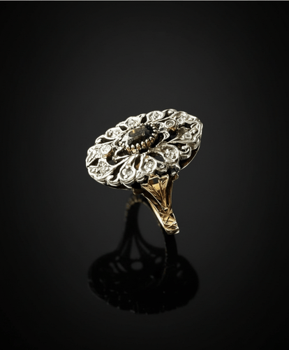 Bague 58 Bague baroque en or blanc avec péridot et diamants 58 Facettes