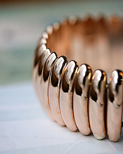 Bracelet Manchette semi-rigide maillons ovales allongés en or rose 750 58 Facettes A11292