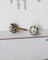 Boucles d'oreilles Puces d'oreilles anciennes en or blanc et diamants taille ancienne 58 Facettes A11533