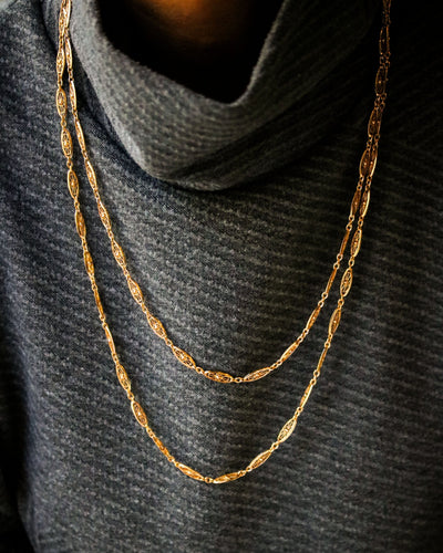 Collier Sautoir ancien maille filigrane en or jaune 750‰ 58 Facettes A11808