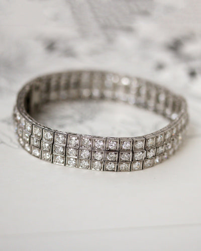 Bracelet Bracelet Rivière trois rangs en or blanc 750 et platine, diamants 58 Facettes A11846