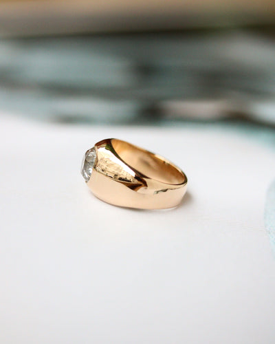 Bague 49 Bague jonc taille coussin en or jaune et diamant 58 Facettes A11871