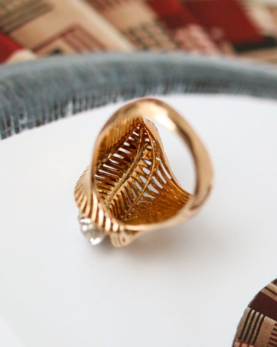 Bague 54 Bague 1950 taille coussin en or jaune, platine et diamants 58 Facettes A11872