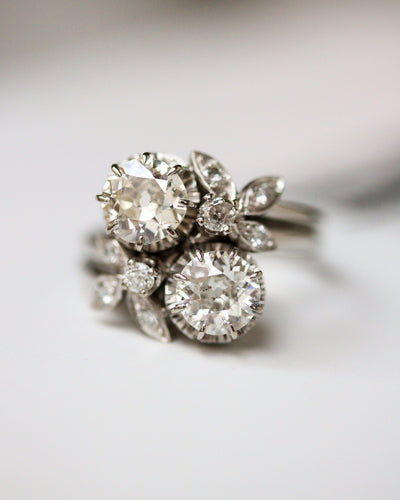 Bague 55 Bague Toi & Moi ancienne en or blanc et diamants 58 Facettes A11881