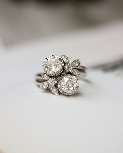 Bague 55 Bague Toi & Moi ancienne en or blanc et diamants 58 Facettes A11881