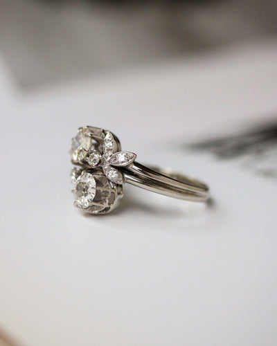 Bague 55 Bague Toi & Moi ancienne en or blanc et diamants 58 Facettes A11881