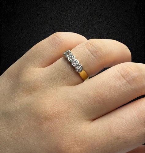 Bague Bague rivière en or jaune et or blanc 18K avec diamants 58 Facettes