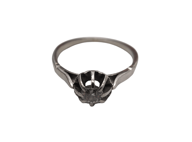 Bague 53 Bague or blanc et diamant 58 Facettes