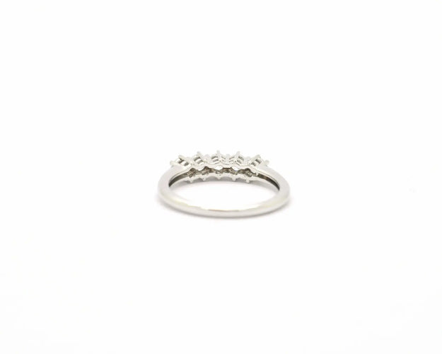 Bague Bague rivière en or blanc 18 carats et diamants 0,51 ct 58 Facettes 9951