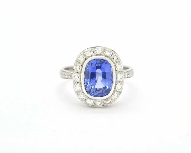 Bague Bague en or blanc 18 carats avec saphir de Ceylan 4,36 ct et diamants 58 Facettes 10048