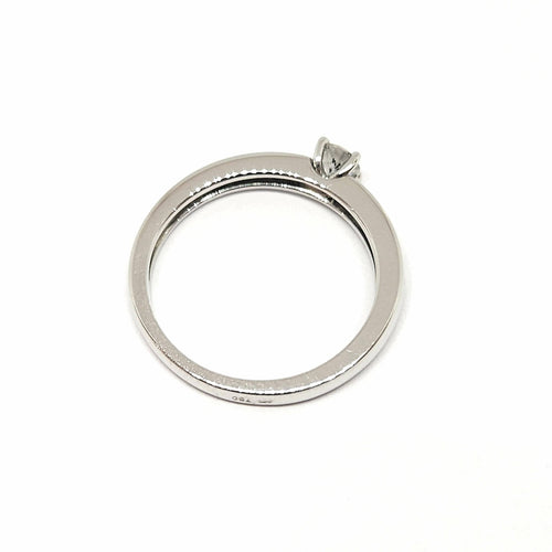 Bague 52 Bague solitaire diamants en or blanc 18 carats 58 Facettes