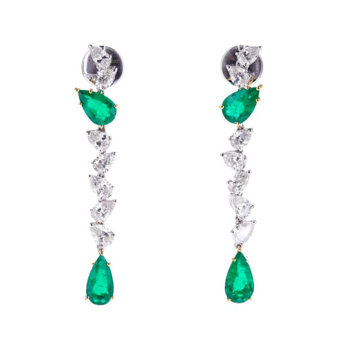 Boucles d'oreilles Boucles d’oreilles diamants et émeraudes en or blanc et or jaune 18 K 58 Facettes 2.18700