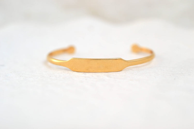 Bracelet Bracelet jonc bébé en or jaune 18 carats 58 Facettes 3329