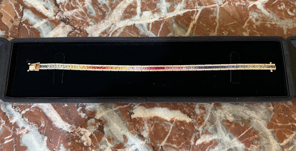 Bracelet Bracelet tennis en or rose 18 carats saphirs arc-en-ciel et diamants 58 Facettes BRA92