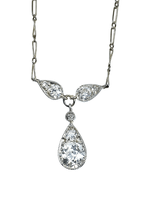 Collier Collier pendentif en or blanc 18 carats et diamants, vers 1910/1920 58 Facettes AB326