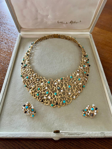 Boucles d'oreilles Gilbert Albert - Demi-parure collier plastron et clips d’oreilles en or jaune 58 Facettes BS153