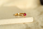 Bague 47.5 Bague volutes en or jaune 18 carats et rubis, diamants 58 Facettes 3715