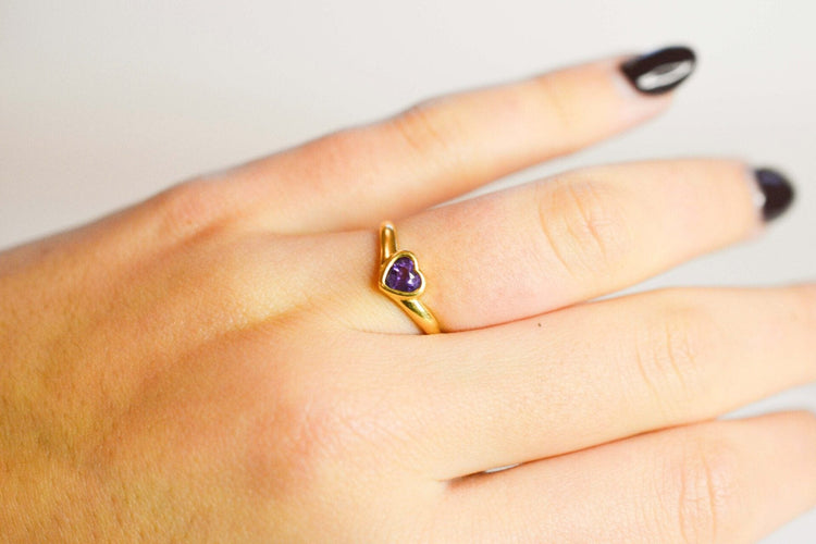 Bague 50.5 Bague cœur en or jaune 18 carats et scapolite 58 Facettes 3692