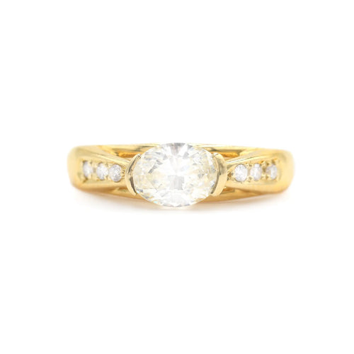 Bague Bague - Diamant taille ovale 1 ct en or jaune 18 ct 58 Facettes 13012