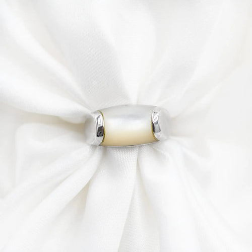Bague 54 Bulgari Tronchetto - Bague en or blanc 18 carats et nacre 58 Facettes 14556