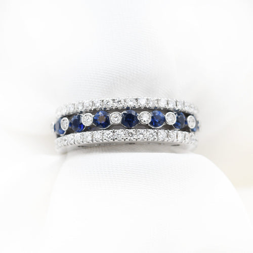 Anello Fascia in Oro Bianco con Zaffiri e Diamanti 58 Facettes 22374