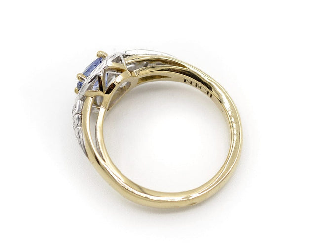 Bague 52 Bague « Saphir entouré » en or jaune et or blanc, saphir et diamants 58 Facettes F1343