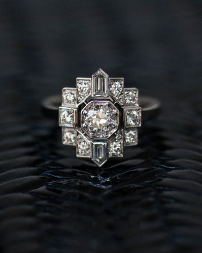 Bague 50 Bague création - Bague en or blanc et diamants bullets 58 Facettes F1886 A11583