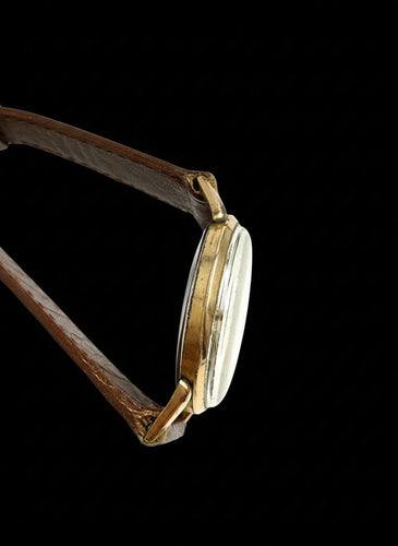 Montre Doggystyle - Montre mécanique à remontage manuel années 1950 58 Facettes