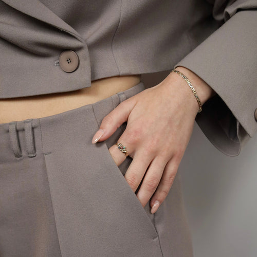 Bague Bague vintage en or jaune 18 ct avec rubis, émeraude et saphir bleu 58 Facettes 2505006