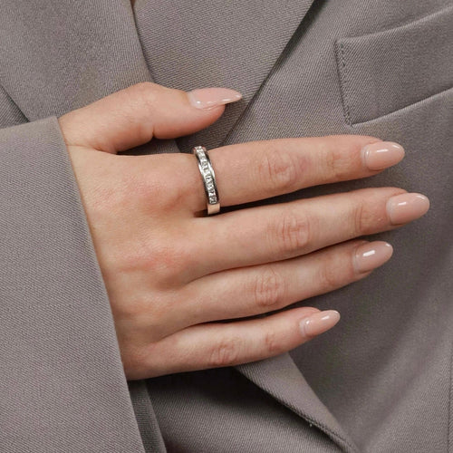 Bague Bague demi-alliance vintage en or blanc 18k et diamants 58 Facettes 2505030