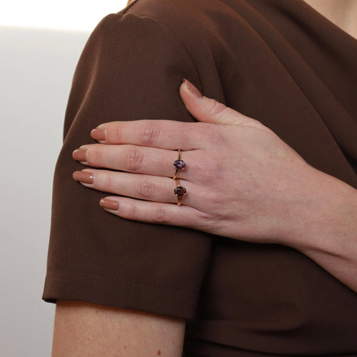 Bague Bague vintage en or jaune 14k avec spinelle violet naturel 58 Facettes 2504088