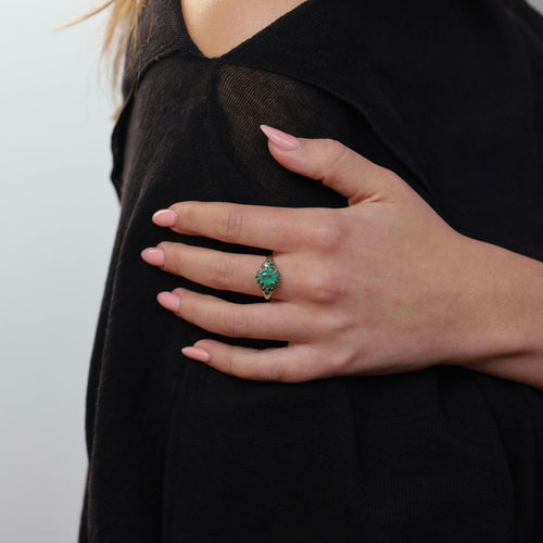 Bague Bague vintage en or jaune 14k avec diamant et émeraudes 58 Facettes 2508023