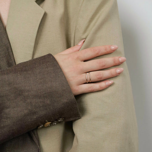 Bague Bague vintage en or jaune 14 carats et diamants 58 Facettes 2502034