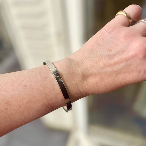 Bracelet Fred - Bracelet jonc ouvrant en or gris 18K 58 Facettes REF2508-275