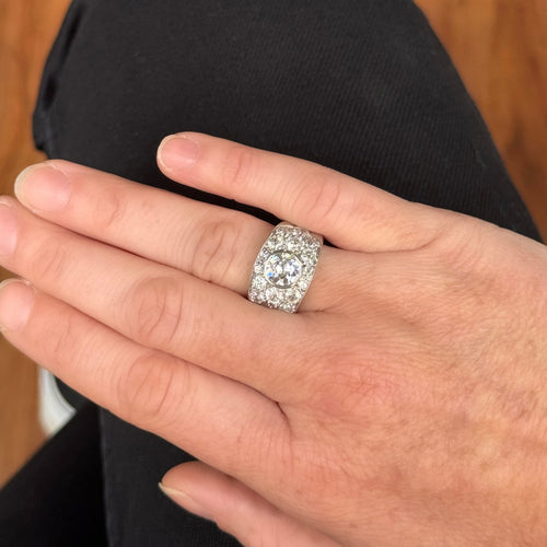 Bague 55 Bague bandeau en or gris 18K sertie de diamants taille ancienne 58 Facettes REF2549-317