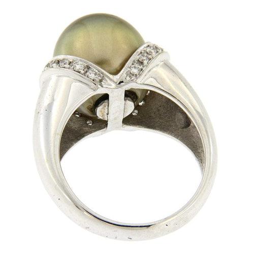 Bague Guidetti - Bague en or blanc avec perle de Tahiti et diamants 58 Facettes G2639