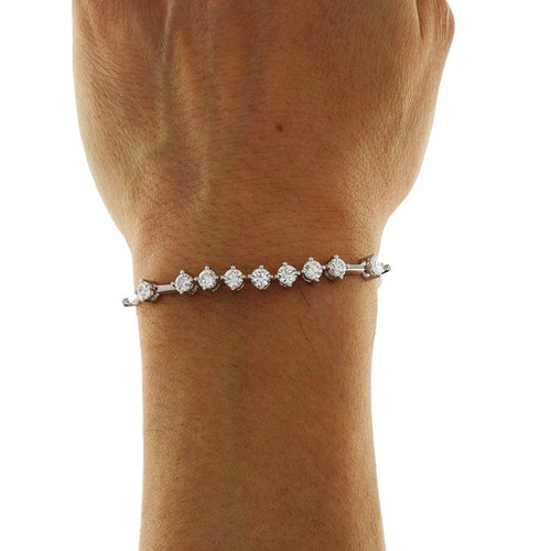 Bracelet Bracelet semi-rigide vintage en or blanc 18 ct avec diamants 58 Facettes G3716